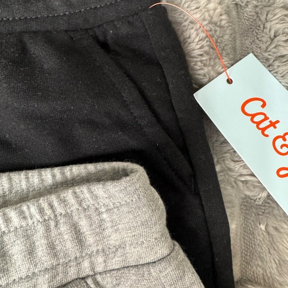 Cat & Jack Gray and Black Athletic Shorts Size 2T, NWT - Picture 4 of 7